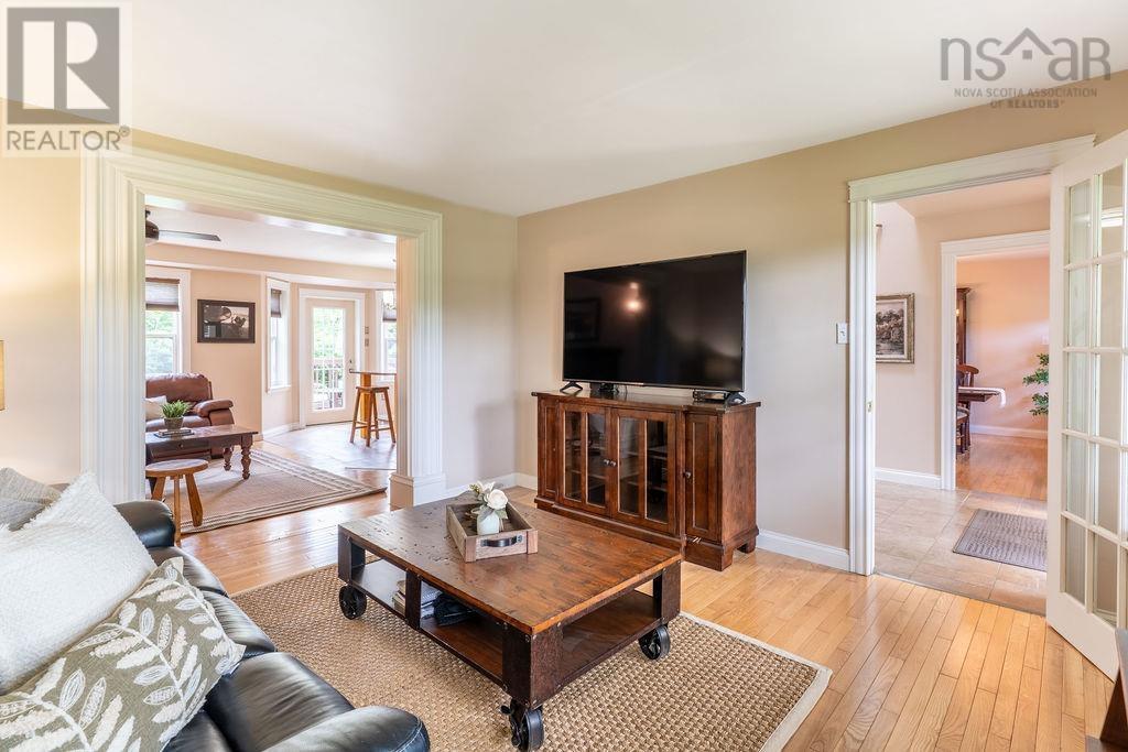 5 Sandy Point Road, Porters Lake, Nova Scotia  B3E 1M9 - Photo 8 - 202518405