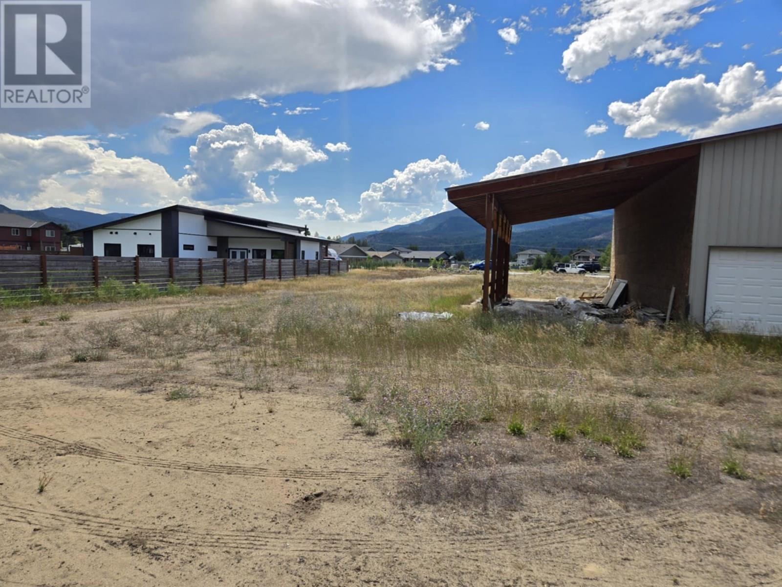 314 Elkview Trail, Castlegar, British Columbia  V1N 4L5 - Photo 4 - 10357812