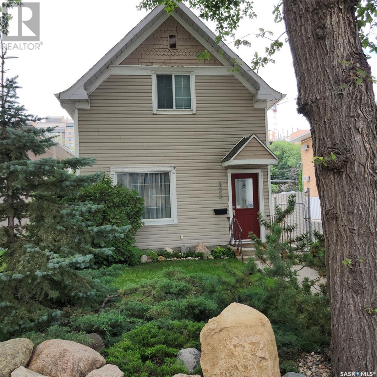 430 3rd Avenue N, Saskatoon, Saskatchewan  S7K 2J3 - Photo 1 - SK014217