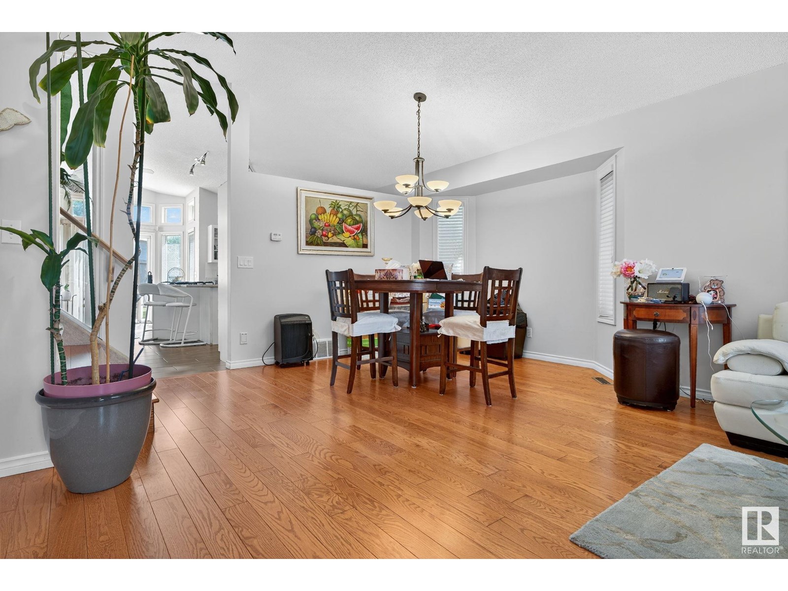 Property at 47 HUNTINGTON CR image 1