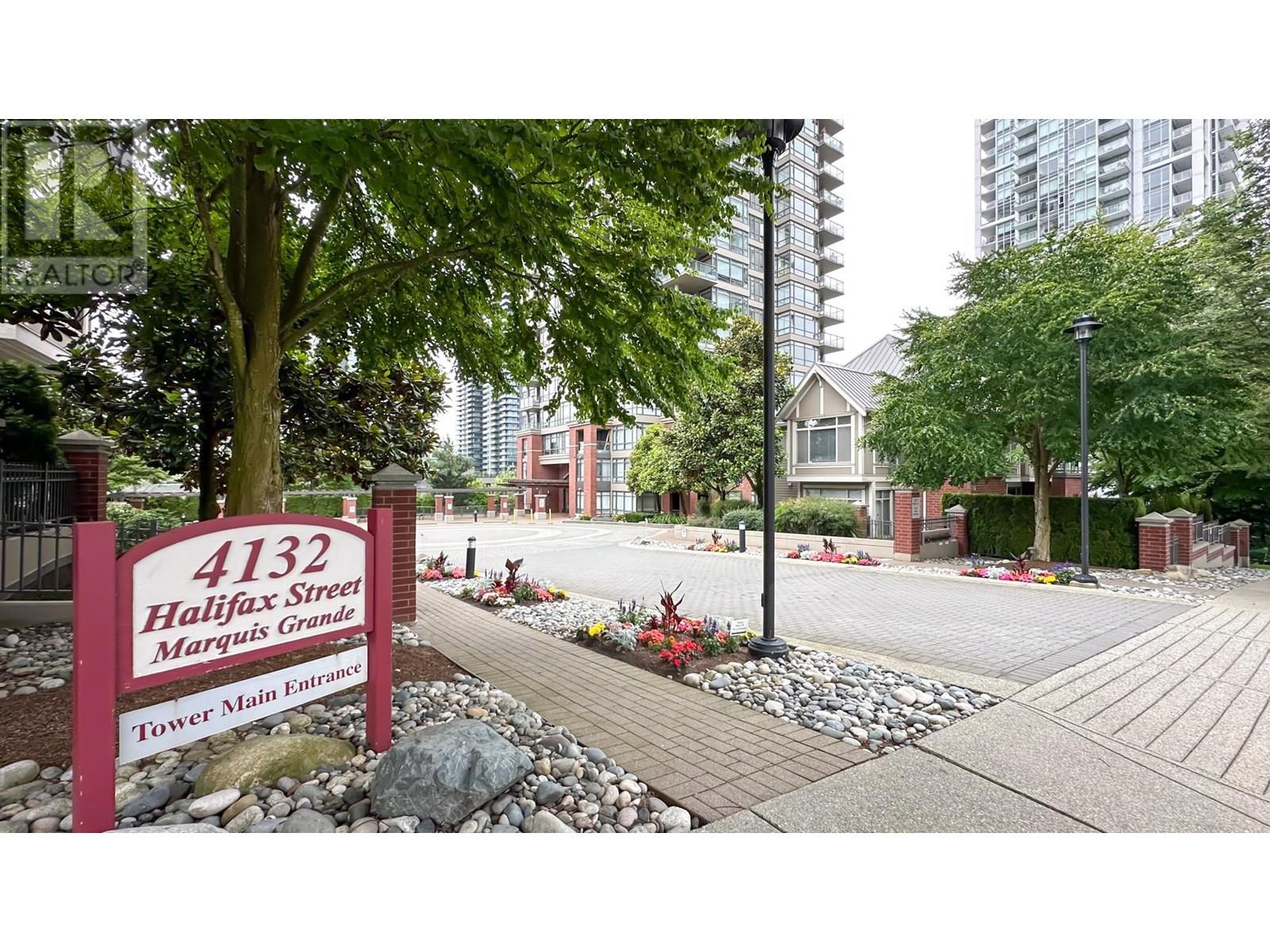 908 4132 Halifax Street, Burnaby, British Columbia  V5C 6V1 - Photo 2 - R3022319