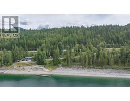 1710 6 Highway, nakusp, British Columbia