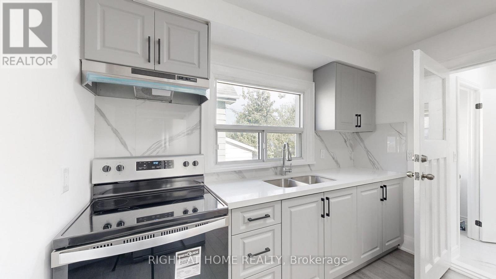 179 Celina Street, Oshawa, Ontario  L1H 4N3 - Photo 9 - E12316287
