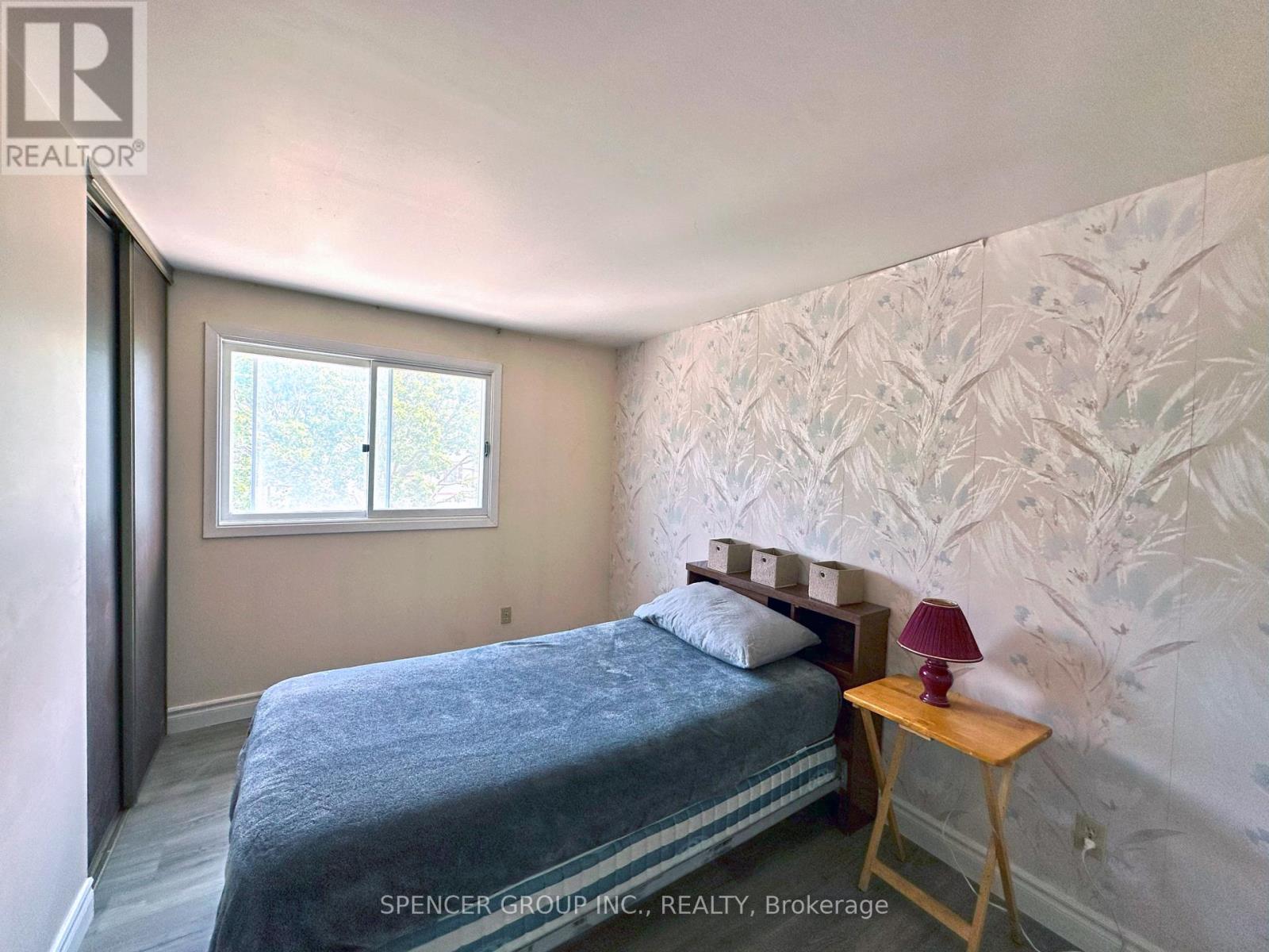 571 Minette Circle, Mississauga, Ontario  L5A 3B9 - Photo 12 - W12316282