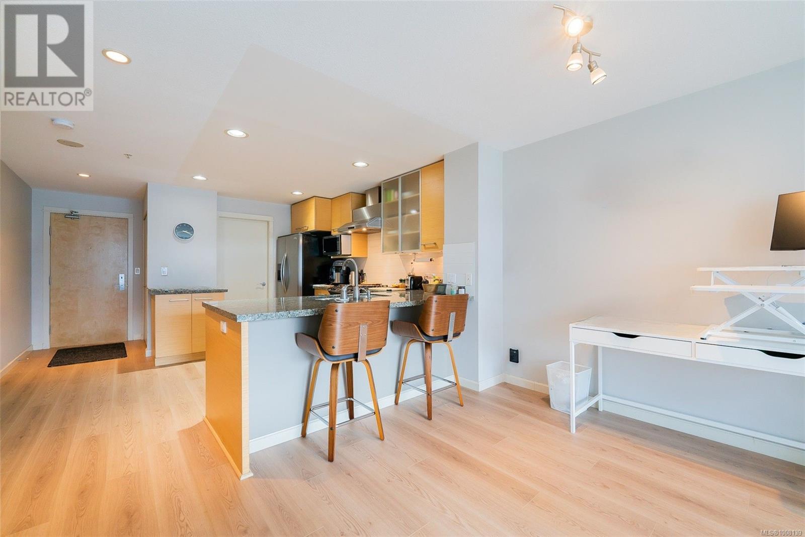 208 38 Front St, Nanaimo, British Columbia V9R 0B8 - Photo 18 - 1008139