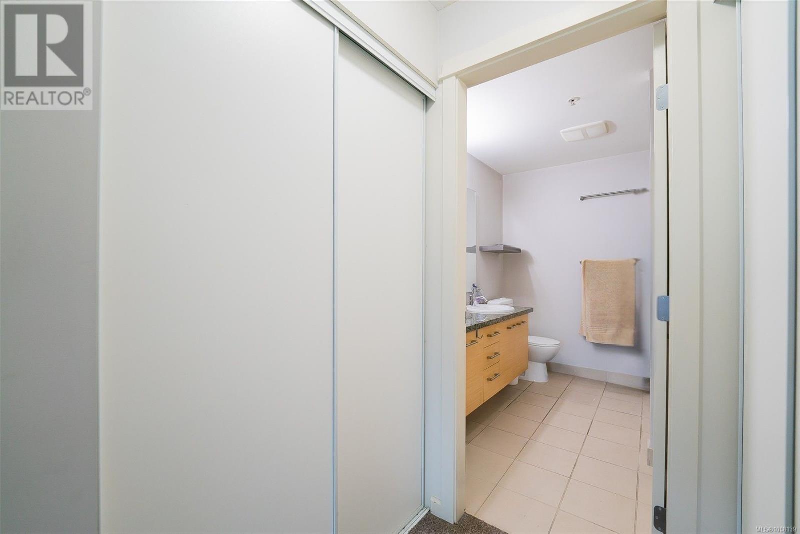 208 38 Front St, Nanaimo, British Columbia V9R 0B8 - Photo 34 - 1008139