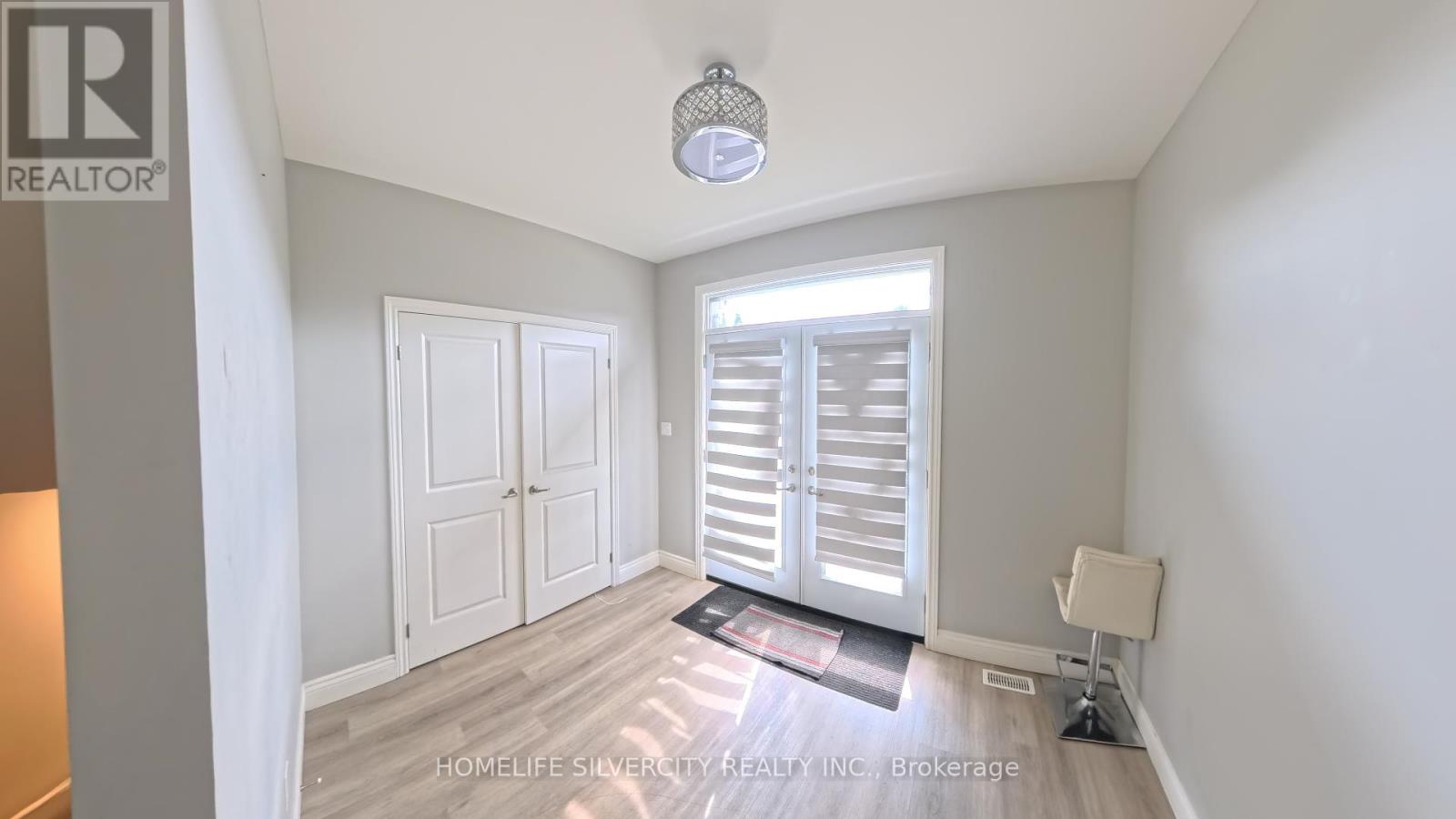 Property at 550 BONAVENTURE COURT image 4