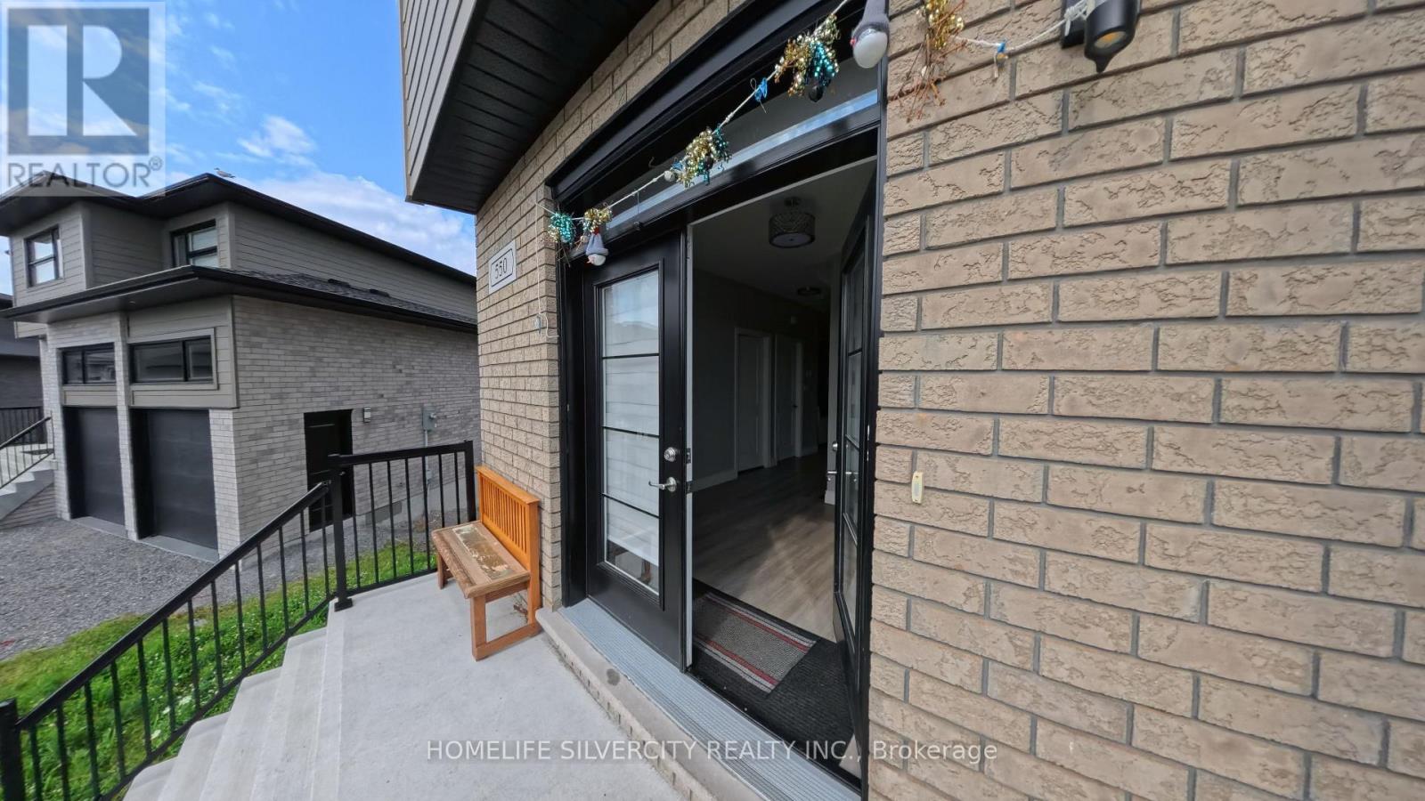 Property at 550 BONAVENTURE COURT image 3