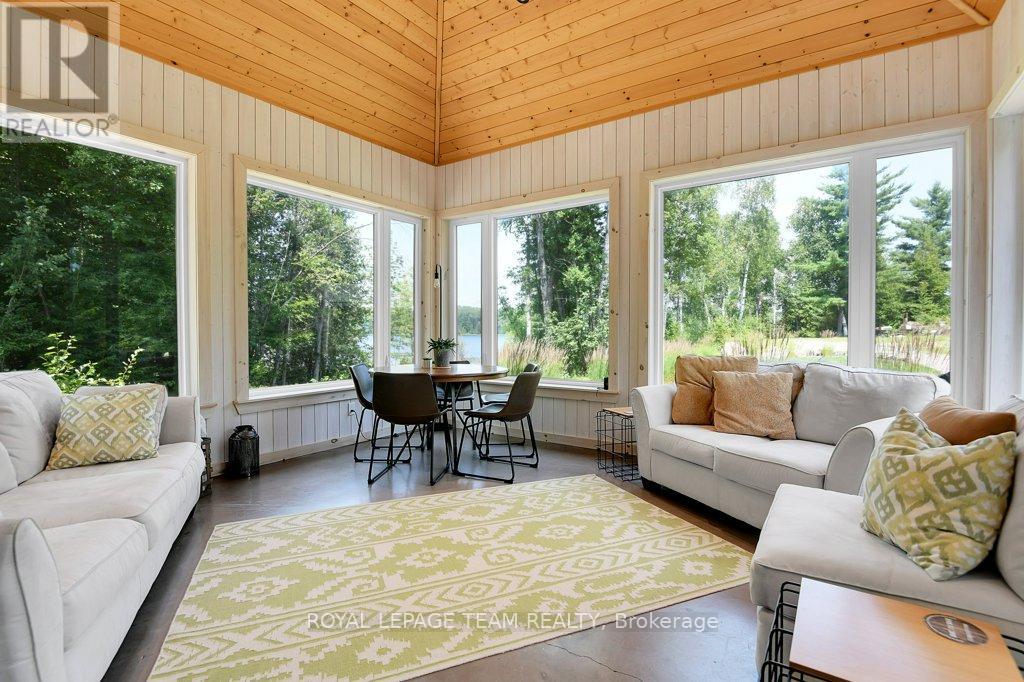 772 Ferguson Lake Road, Greater Madawaska, Ontario  K7V 3Z7 - Photo 12 - X12316306