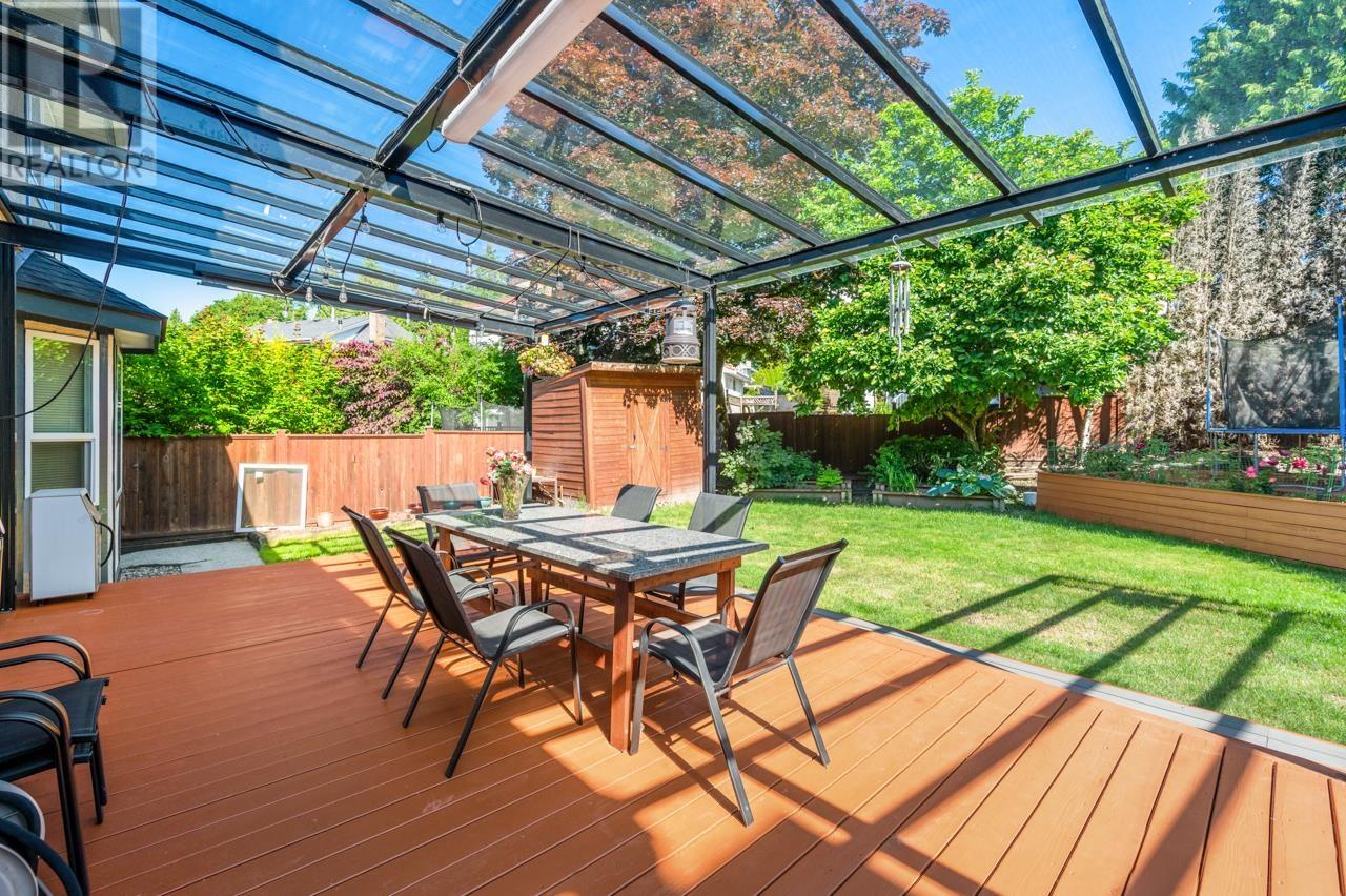 Property at 2507 ASHURST AVENUE image 4