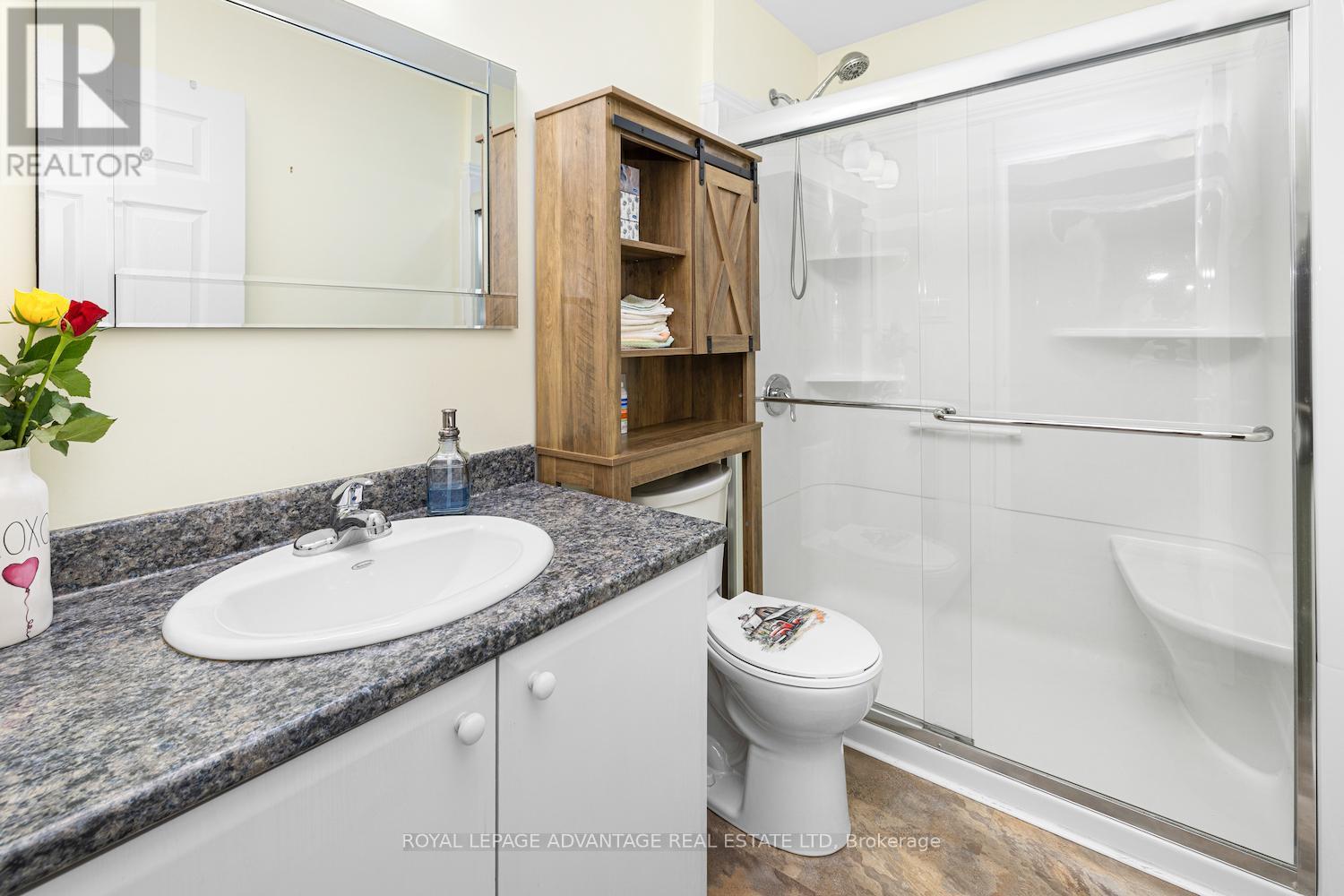 42 Code Crescent, Smiths Falls, Ontario  K7A 0A9 - Photo 10 - X12316325