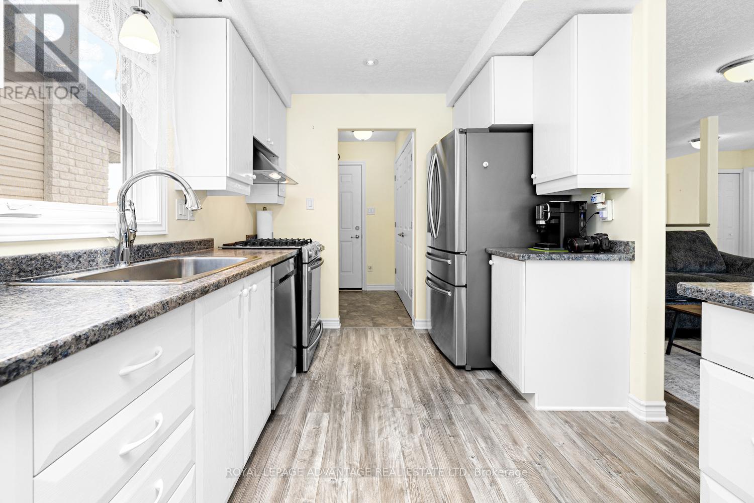 42 Code Crescent, Smiths Falls, Ontario  K7A 0A9 - Photo 16 - X12316325