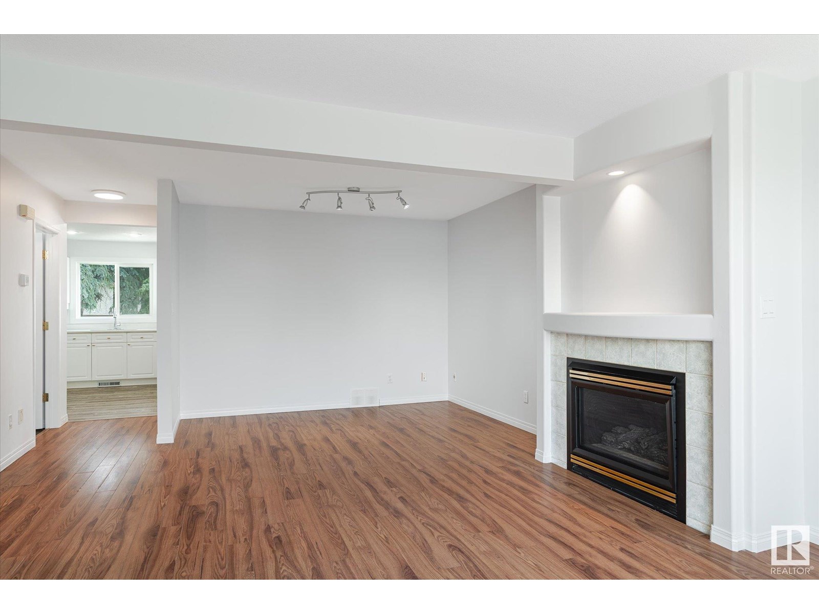 Property at #52 9630 176 ST NW image 5