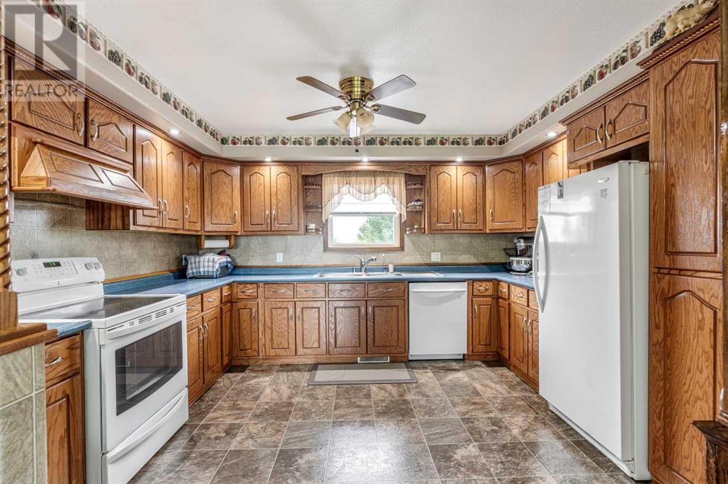 123047 Township Road 102, Burdett, Alberta  T0k 0J0 - Photo 7 - A2241934