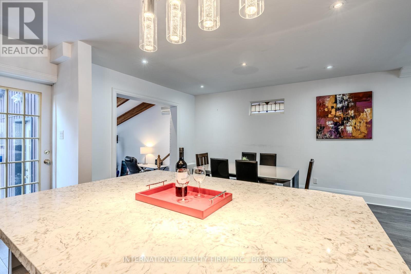 Mainsecondfloors - 47 Maxwell Avenue, Toronto, Ontario  M5P 2B4 - Photo 14 - C12316336
