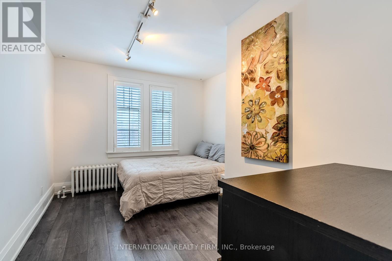 Mainsecondfloors - 47 Maxwell Avenue, Toronto, Ontario  M5P 2B4 - Photo 20 - C12316336