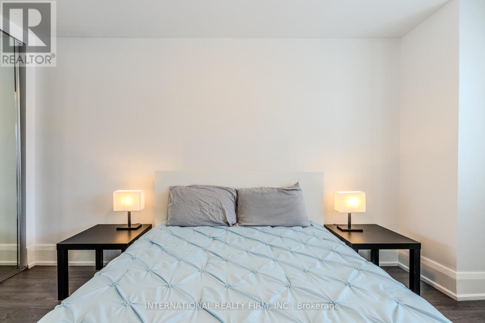 Mainsecondfloors - 47 Maxwell Avenue, Toronto, Ontario  M5P 2B4 - Photo 26 - C12316336