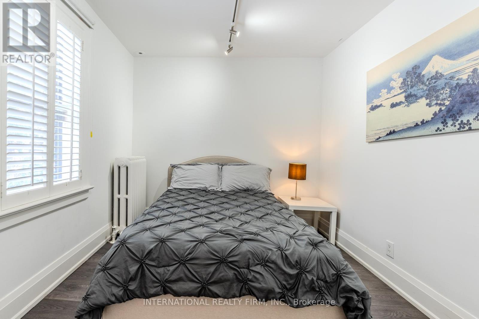 Mainsecondfloors - 47 Maxwell Avenue, Toronto, Ontario  M5P 2B4 - Photo 31 - C12316336
