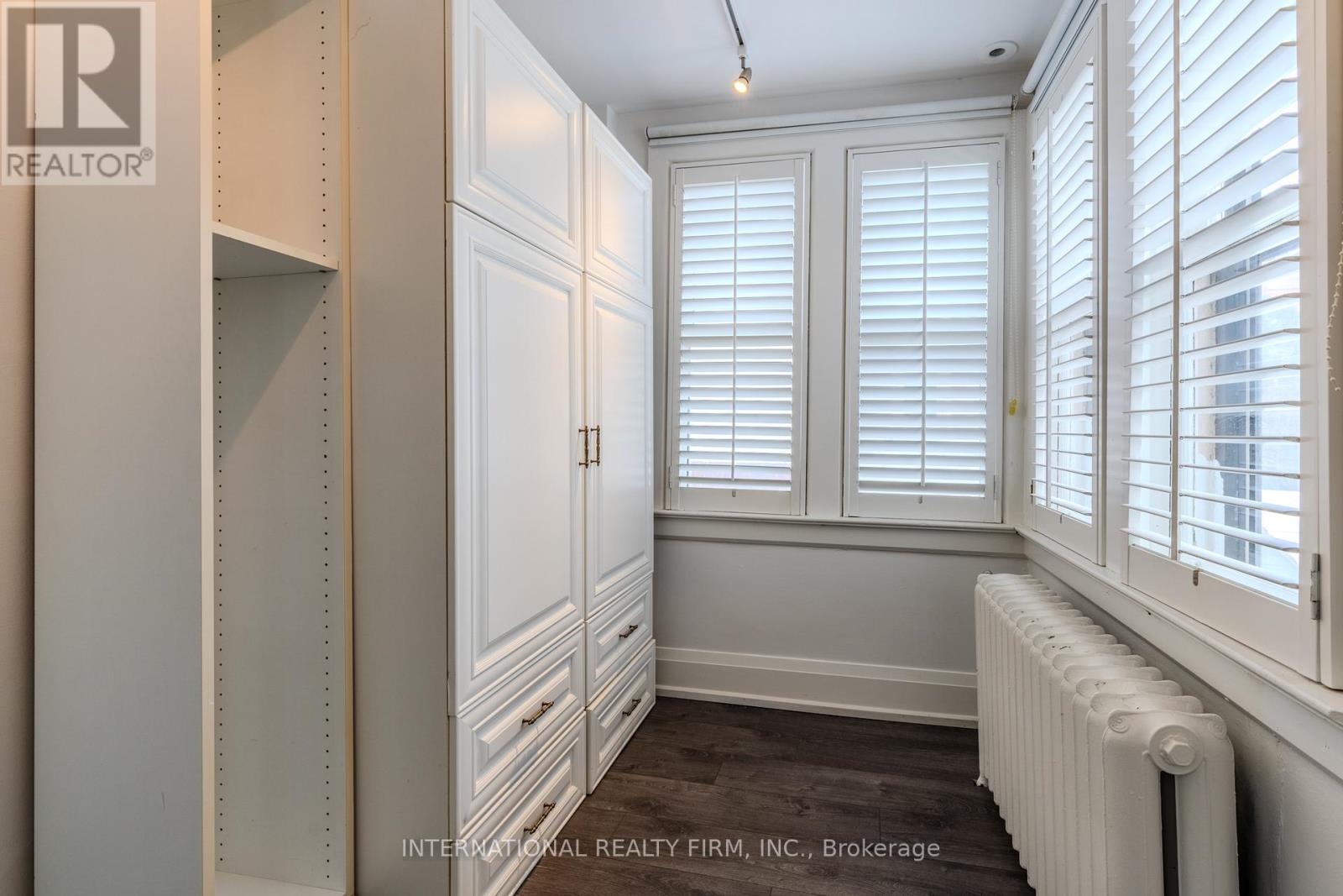 Mainsecondfloors - 47 Maxwell Avenue, Toronto, Ontario  M5P 2B4 - Photo 32 - C12316336