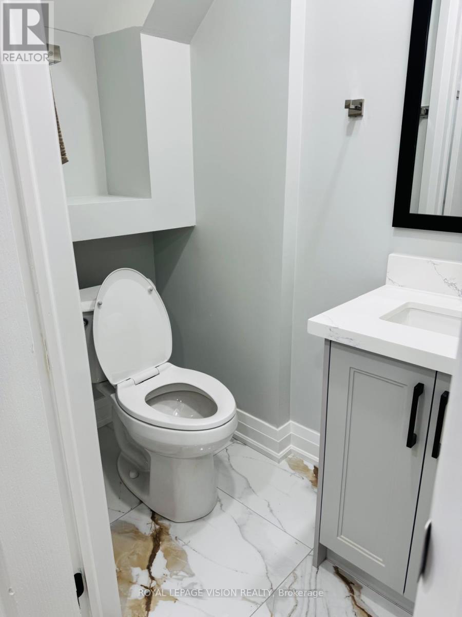 16 Walter Clifford Nesbitt Drive, Whitby, Ontario  L1P 0G5 - Photo 12 - E12315872