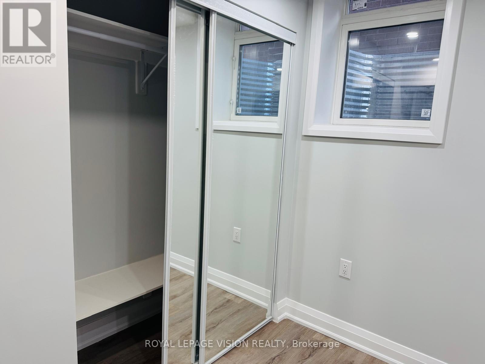 16 Walter Clifford Nesbitt Drive, Whitby, Ontario  L1P 0G5 - Photo 8 - E12315872
