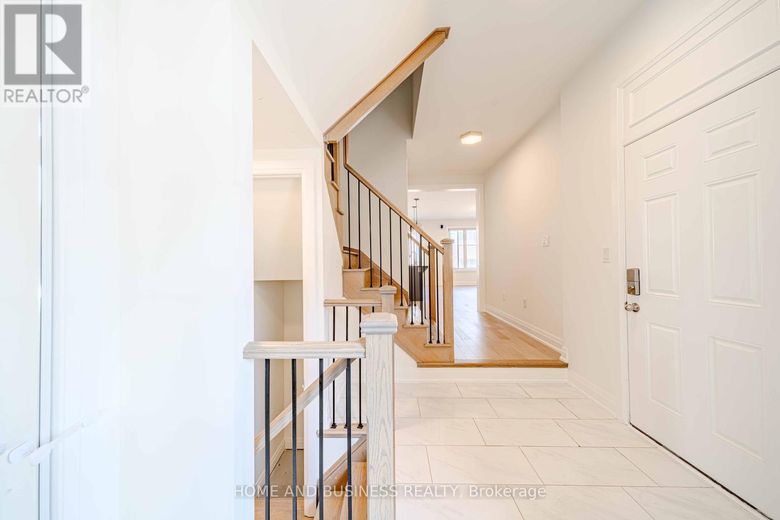 Property at 24 CASELY AVENUE image 4