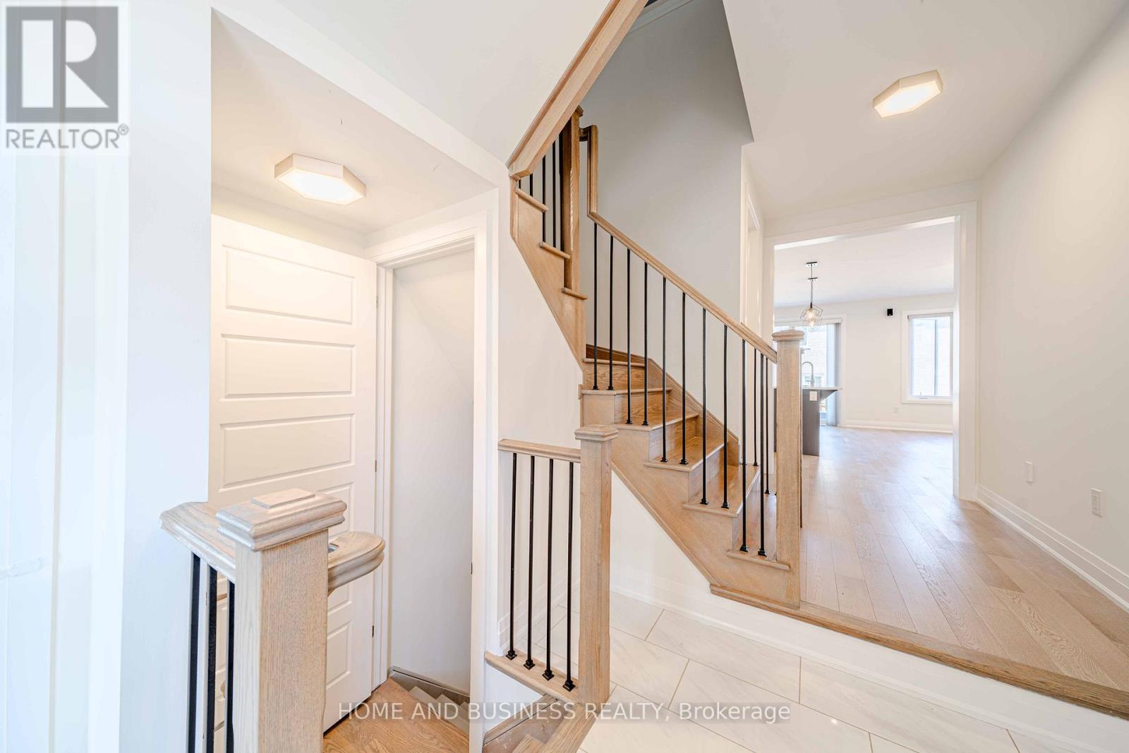 Property at 24 CASELY AVENUE image 5