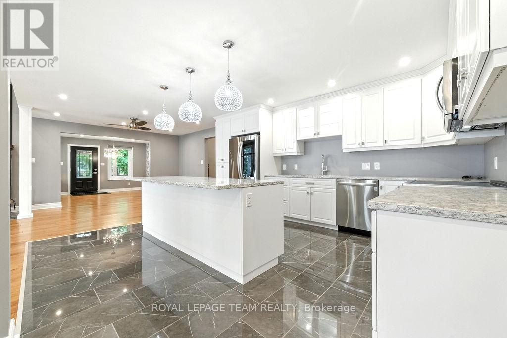 366 Burkes Road, Deep River, Ontario  K0J 1P0 - Photo 14 - X12316352