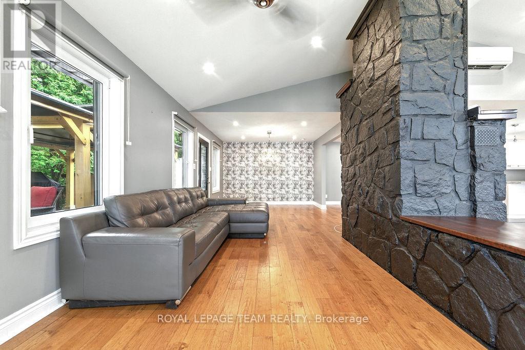 366 Burkes Road, Deep River, Ontario  K0J 1P0 - Photo 21 - X12316352
