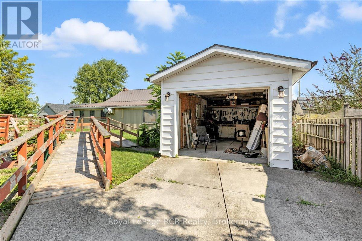 506 John Street, St. Clair, Ontario  N0P 2B0 - Photo 30 - X12316349