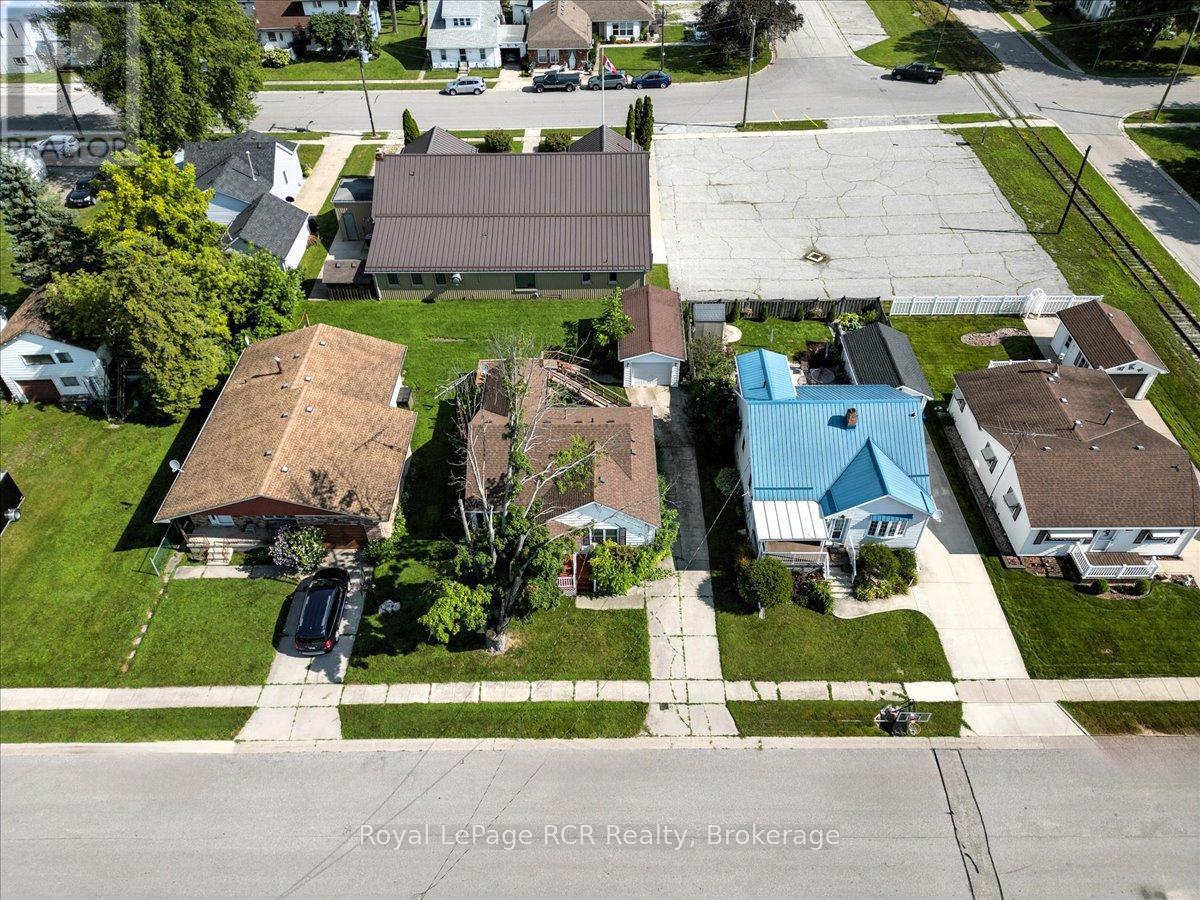 506 John Street, St. Clair, Ontario  N0P 2B0 - Photo 34 - X12316349