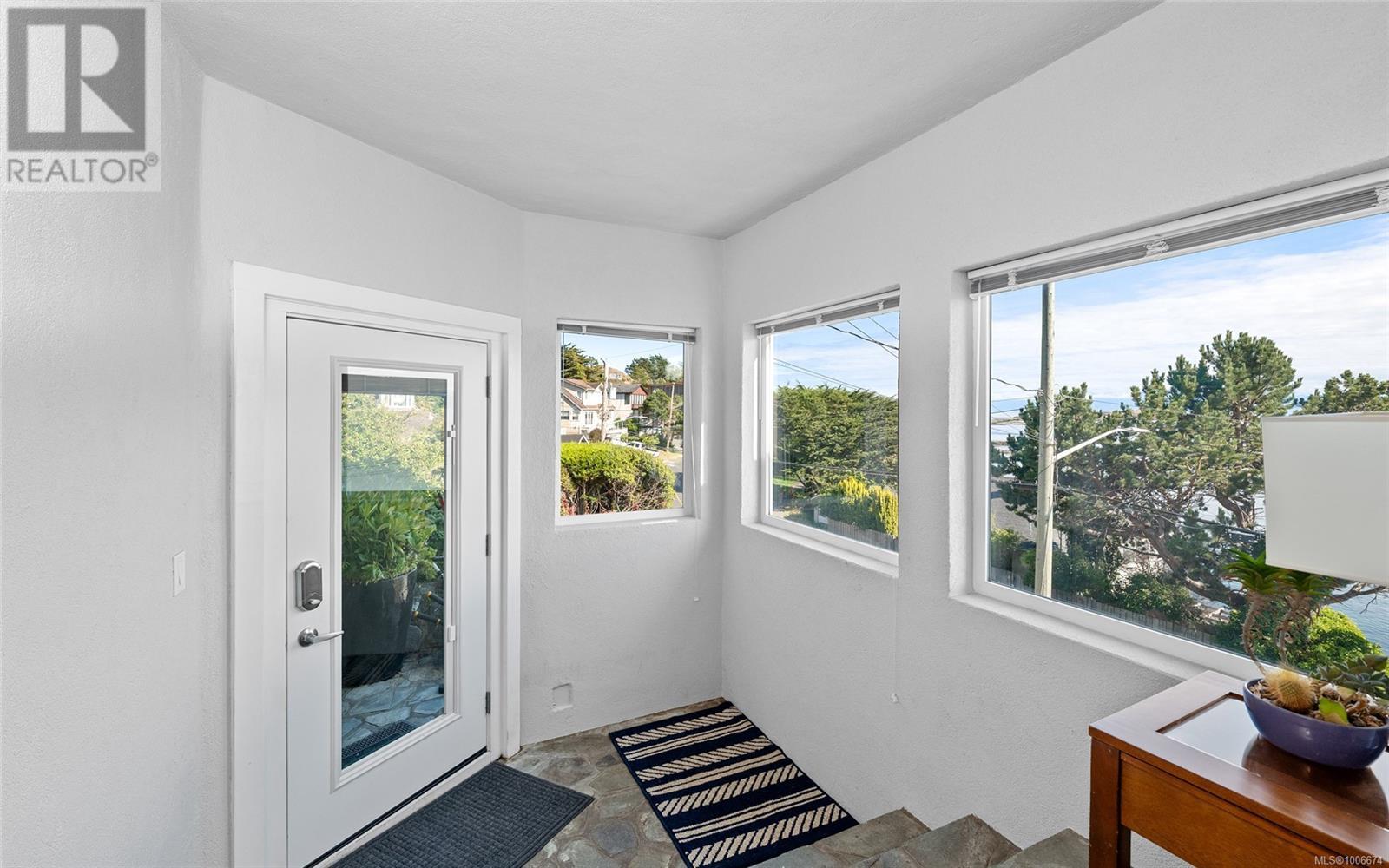 488 Beach Dr, Oak Bay, British Columbia  V8S 2M5 - Photo 6 - 1006674