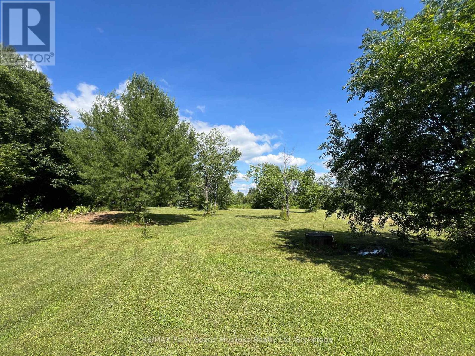 811 Centre Road, Mckellar, Ontario  P2A 0B4 - Photo 11 - X12313739
