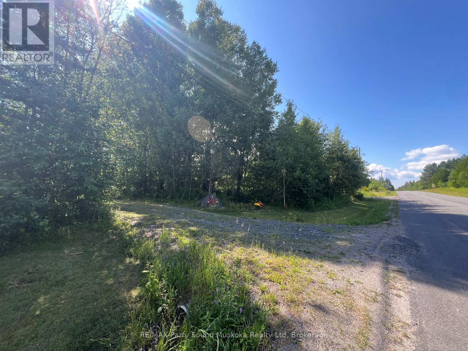 811 Centre Road, Mckellar, Ontario  P2A 0B4 - Photo 18 - X12313739