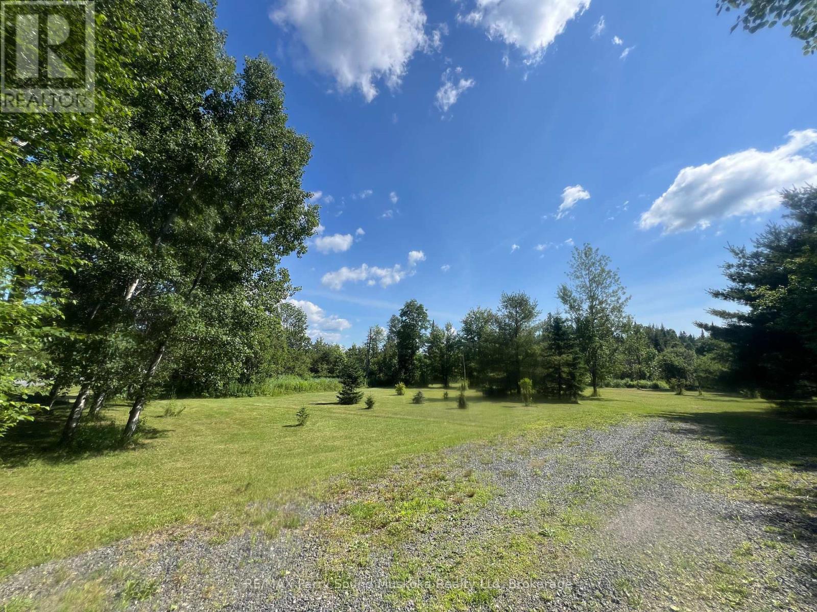 811 Centre Road, Mckellar, Ontario  P2A 0B4 - Photo 7 - X12313739