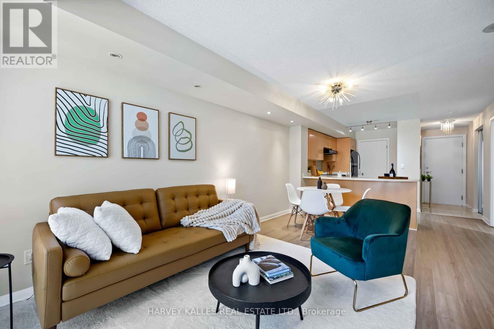 416 - 18 Beverley Street, Toronto, Ontario  M5T 3L2 - Photo 17 - C12313776