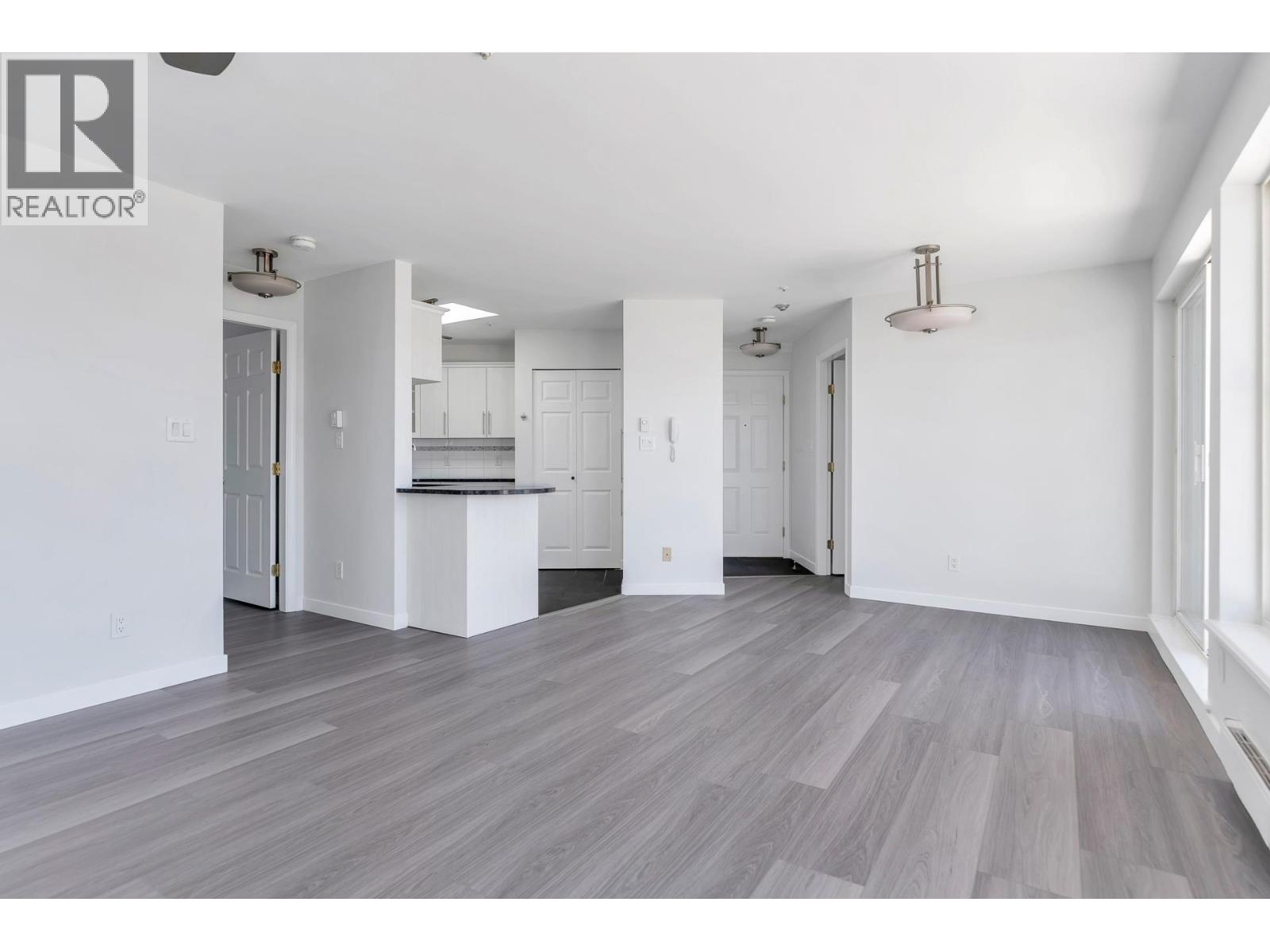 404 245 St. Davids Avenue, North Vancouver, British Columbia  V7L 3N9 - Photo 23 - R3032279