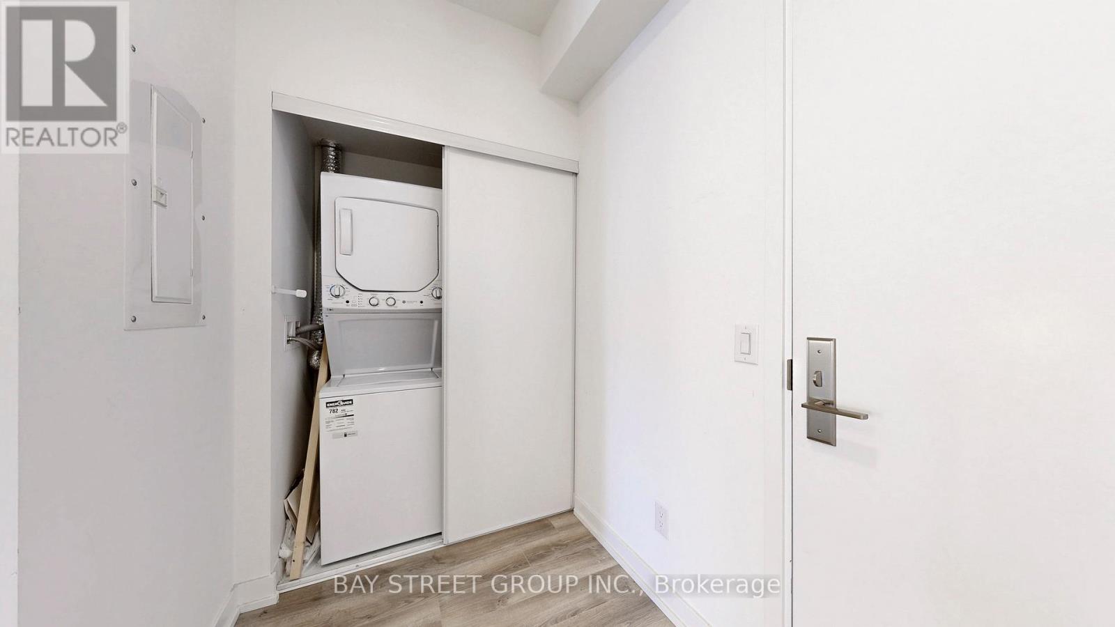 2206 - 20 Edward Street, Toronto, Ontario  M5G 0C5 - Photo 24 - C12316381
