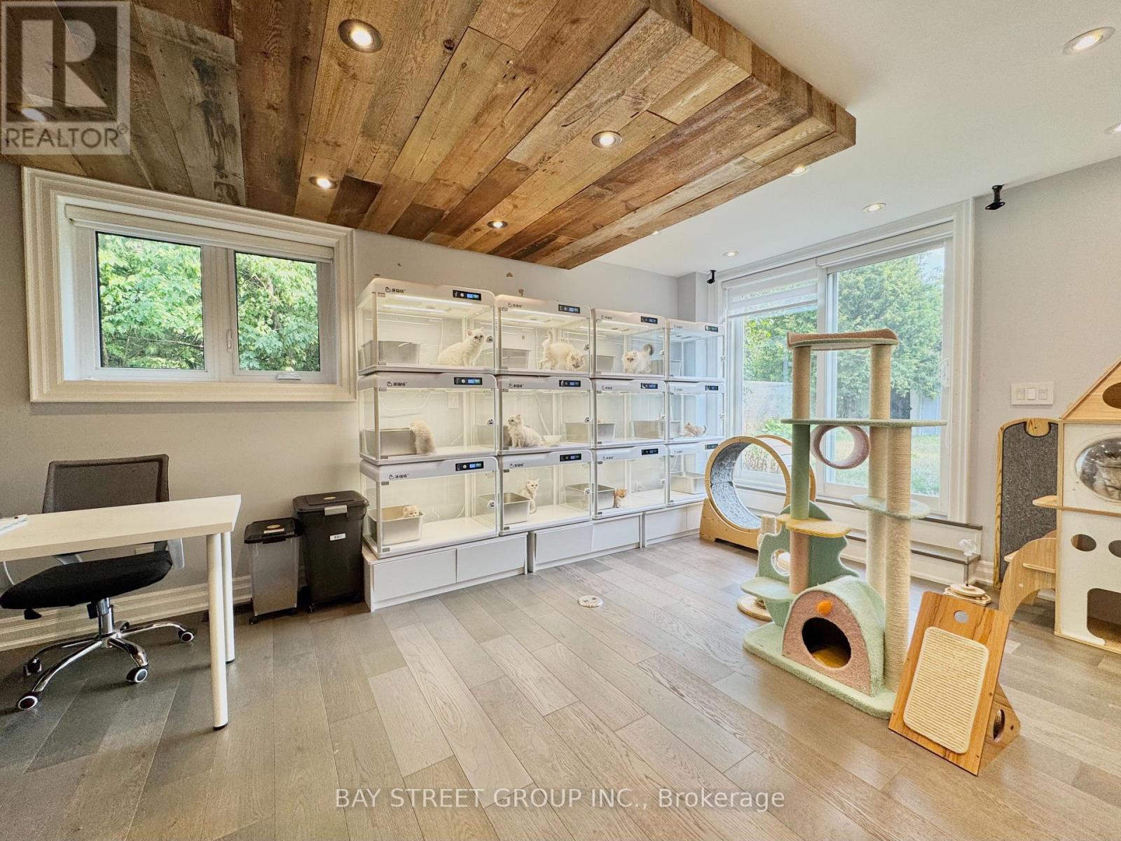 Unknown Address, ,     - Photo 3 - W12314926