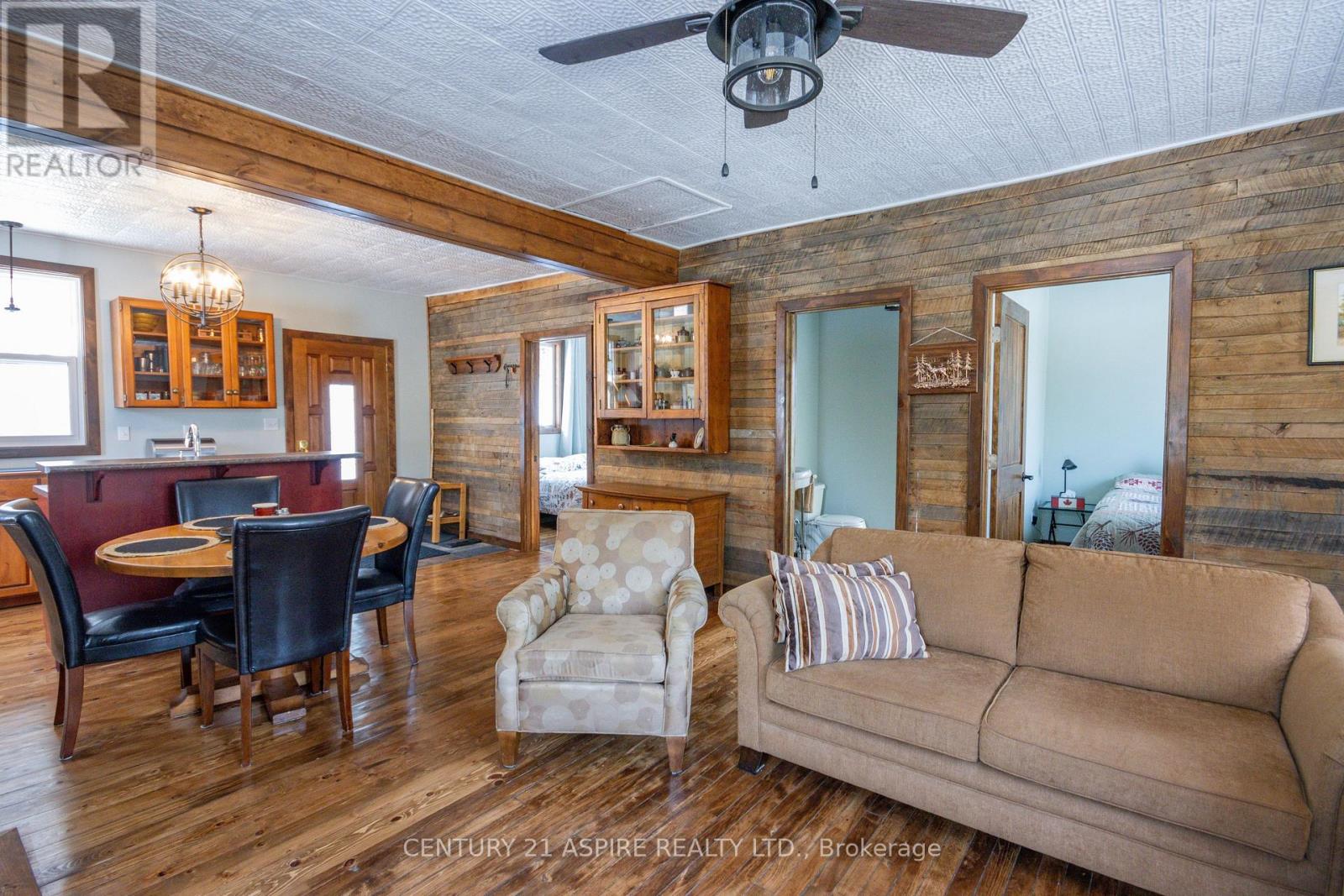 117 Craigmont Road, Brudenell, Ontario  K0J 1L0 - Photo 11 - X12316395