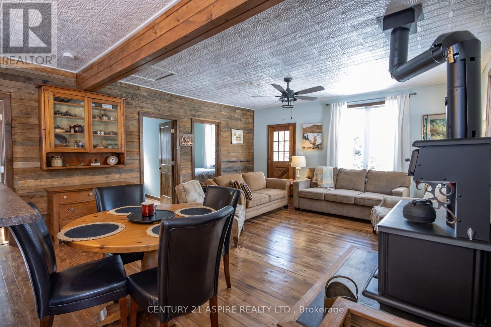 117 Craigmont Road, Brudenell, Ontario  K0J 1L0 - Photo 9 - X12316395
