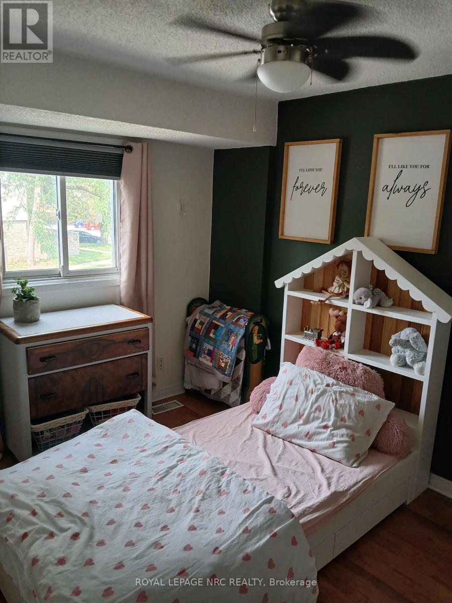 31 - 302 Vine Street, St. Catharines, Ontario  L2M 7M6 - Photo 5 - X12316399