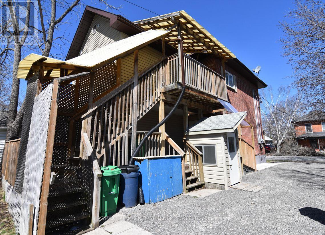 Upper - 509 Parnell Street, Peterborough Central, Ontario  K9J 4J3 - Photo 2 - X12316384