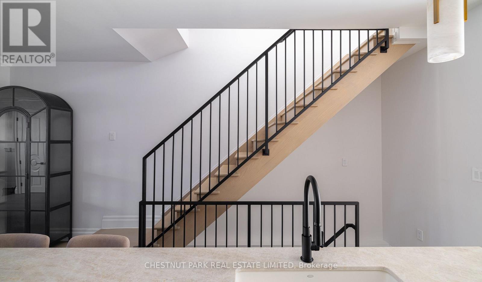 112 Givins Street, Toronto, Ontario  M6J 2X9 - Photo 20 - C12316391