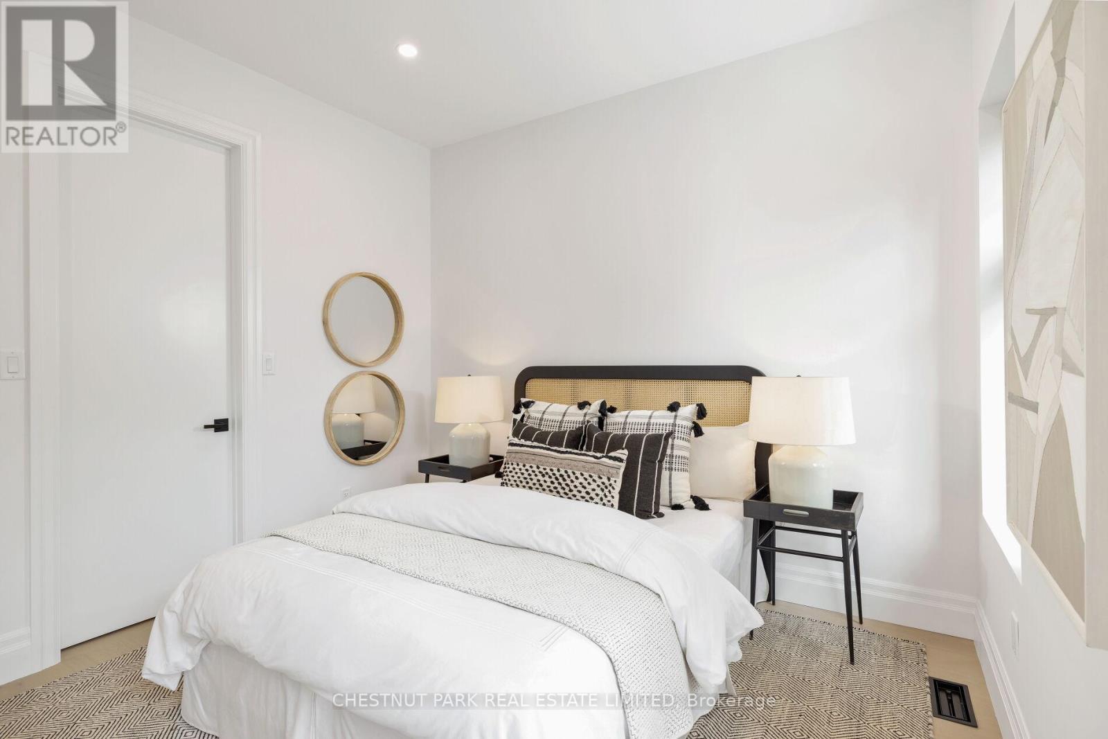 112 Givins Street, Toronto, Ontario  M6J 2X9 - Photo 28 - C12316391