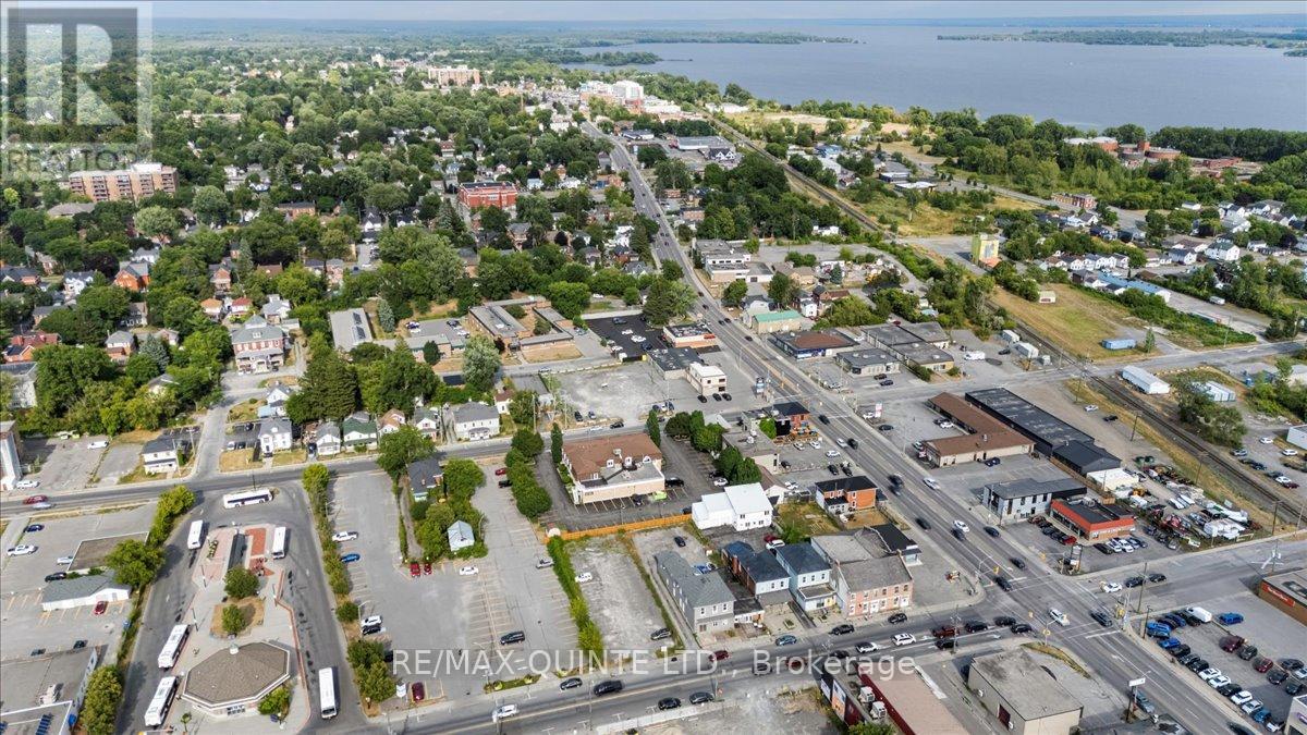 155 Pinnacle Street, Belleville, Ontario  K8N 3A5 - Photo 7 - X12316426