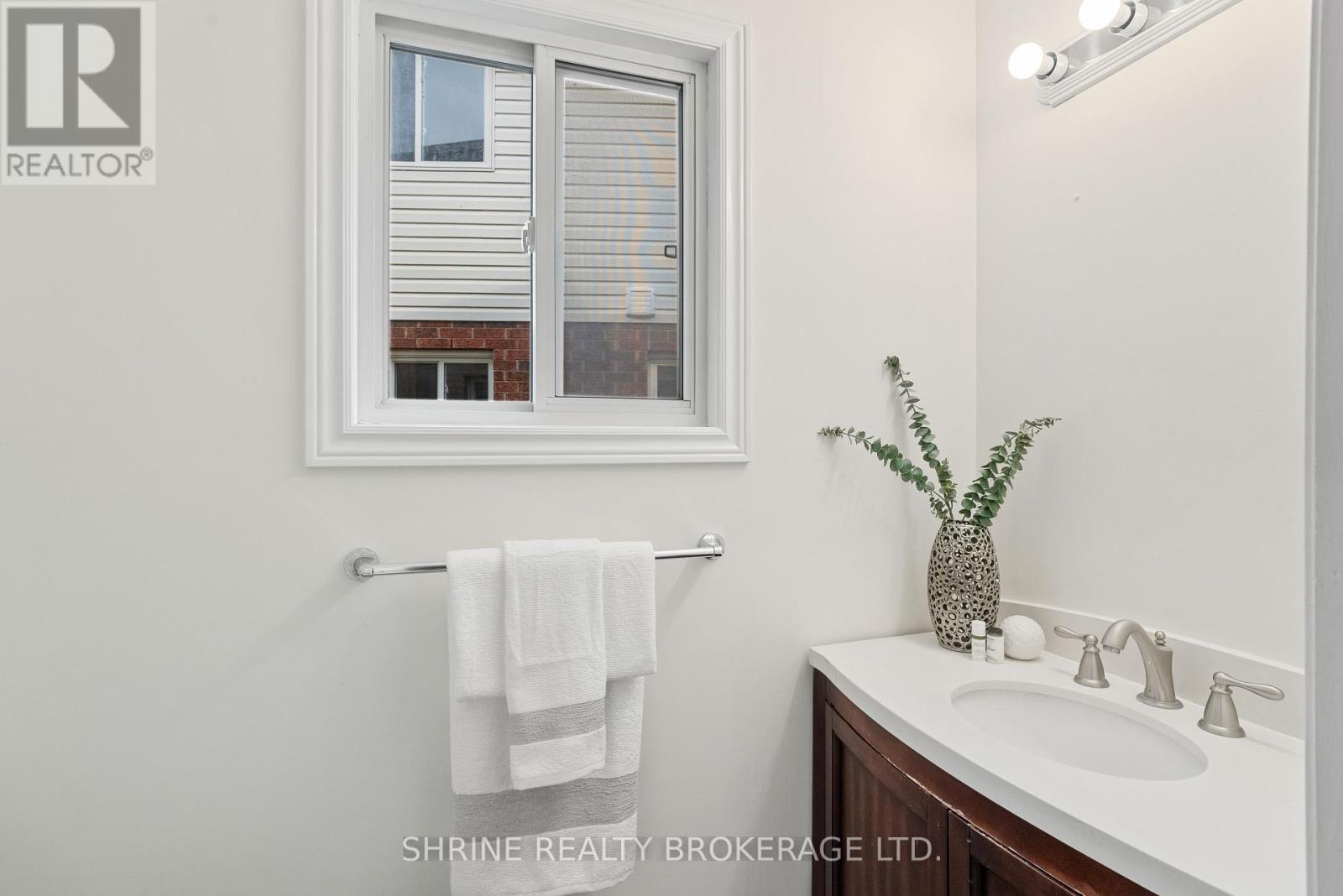 899 Bradshaw Crescent, London North, Ontario  N5X 0B6 - Photo 17 - X12316408