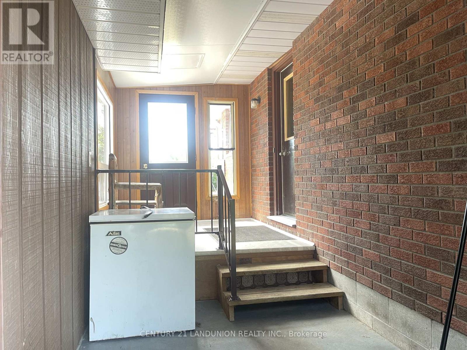 1319 Palestine Road E, Kawartha Lakes, Ontario  K0M 2B0 - Photo 9 - X12315842