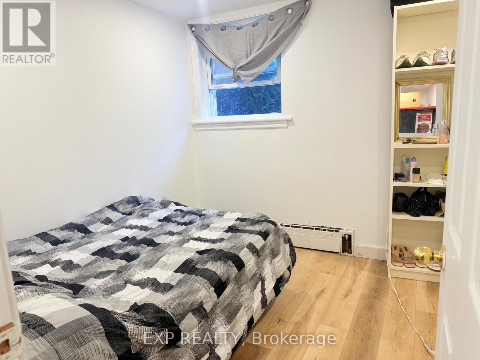 435 Hilson Avenue, Ottawa, Ontario  K1Z 6C2 - Photo 9 - X12316423