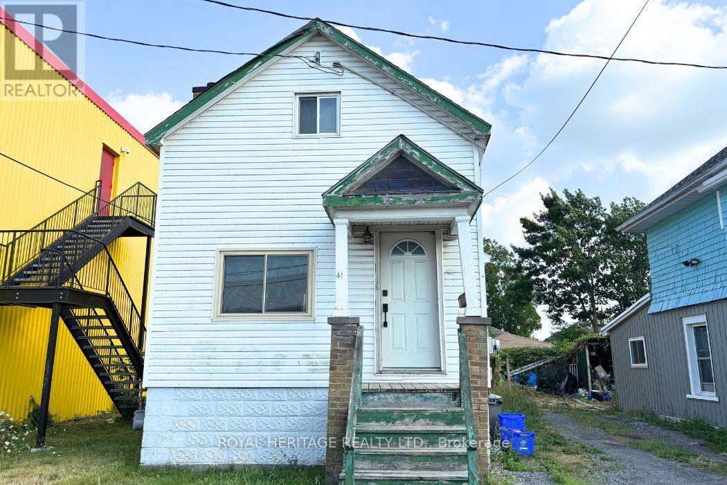 41 HARRIETT STREET, Belleville, Ontario